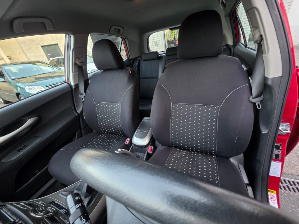 TOYOTA AURIS 1.6 VVT-i Linea Sol, Essence, Occasion / Utilisé, Manuelle - 6