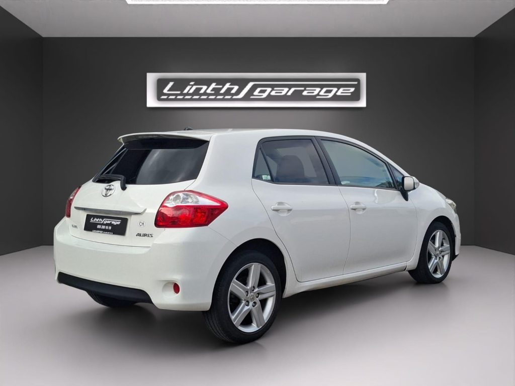 TOYOTA 1.8 VMa Look Auris, Essence, Occasion / Utilisé, Manuelle - 4