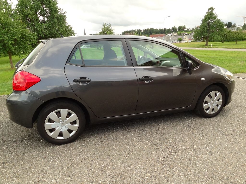 TOYOTA Auris 1.6 VMa Linea Terra, Essence, Occasion / Utilisé, Manuelle - 6