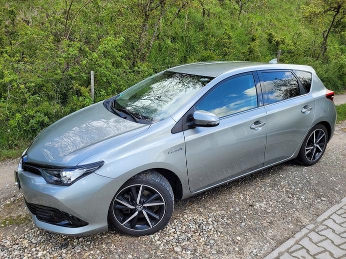 TOYOTA Auris 1.8 HSD Comfort, Mild-Hybrid Petrol/Electric, Second hand / Used, Automatic