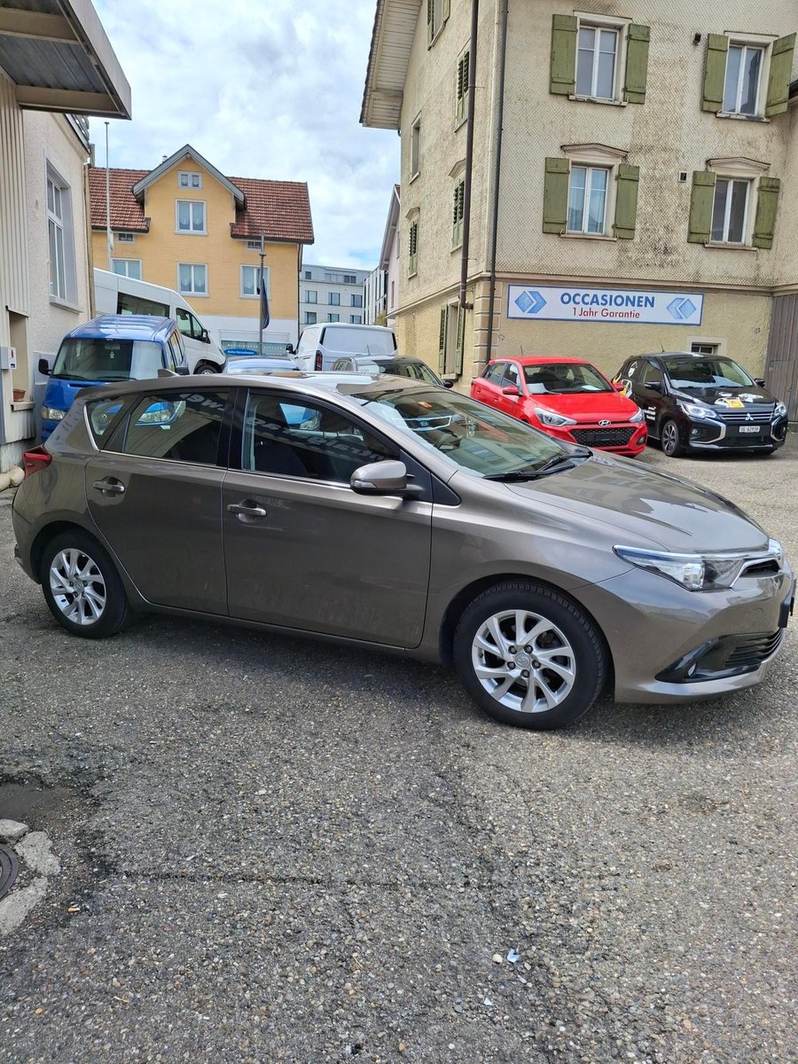 TOYOTA Auris 1.2 Turbo Premium, Essence, Occasion / Utilisé, Manuelle - 3