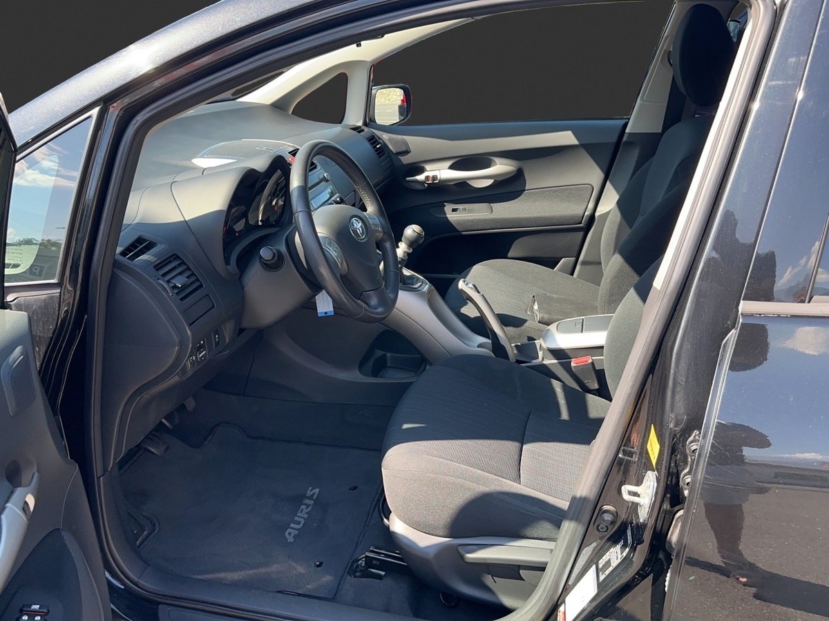 TOYOTA Auris 2.0 D-4D Linea Luna, Diesel, Occasioni / Usate, Manuale - 6
