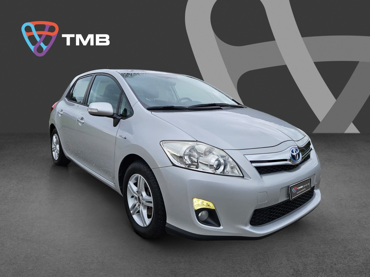 TOYOTA Auris 1.8 16V HSD Linea Sol, Full-Hybrid Petrol/Electric, Second hand / Used, Automatic - 4