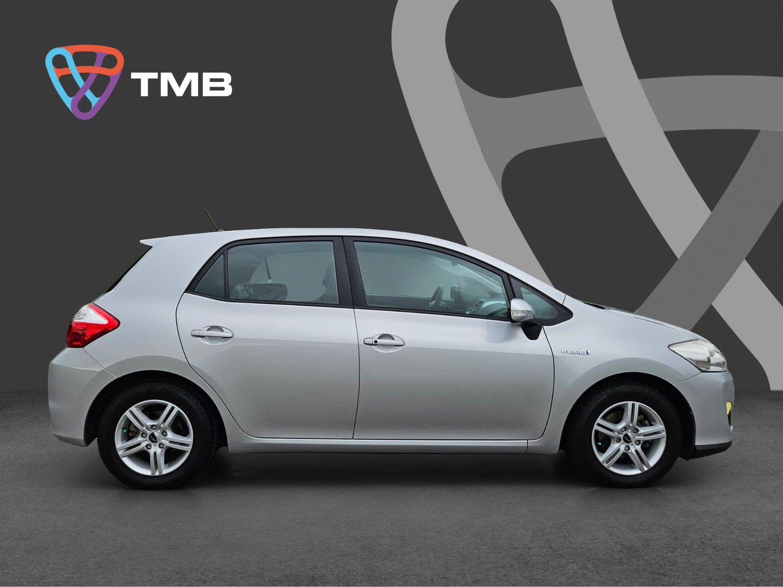 TOYOTA Auris 1.8 16V HSD Linea Sol, Full-Hybrid Petrol/Electric, Second hand / Used, Automatic - 5