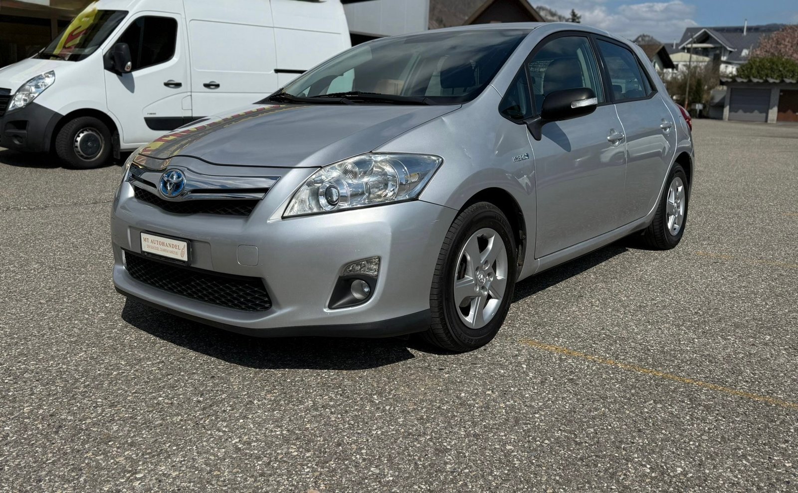 TOYOTA Auris 1.8 16V HSD Linea Luna