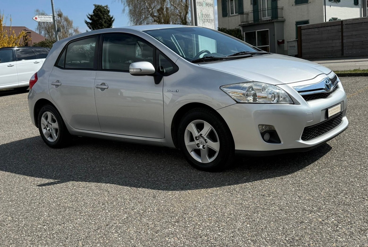 TOYOTA Auris 1.8 16V HSD Linea Luna, Hybride Intégral Essence/Électricité, Occasion / Utilisé, Automatique - 3