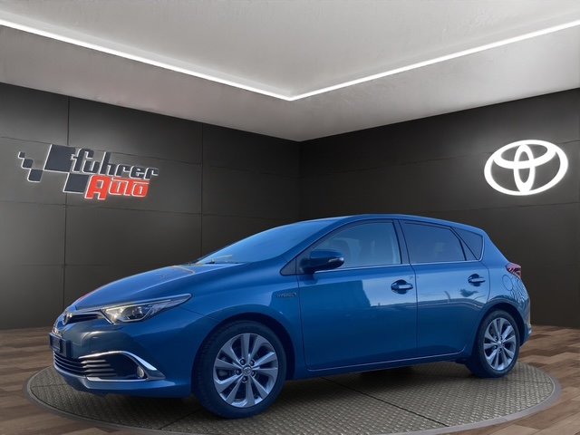 TOYOTA Auris 1.8 HSD Sol
