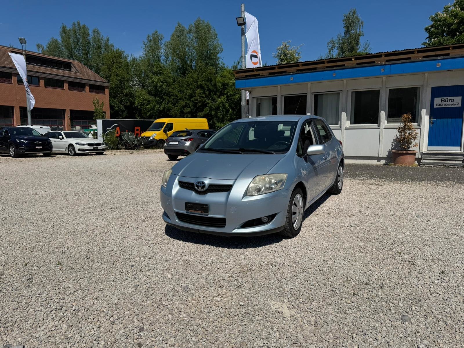 TOYOTA Auris 2.0 D-4D Linea Luna, Diesel, Second hand / Used, Manual - 2
