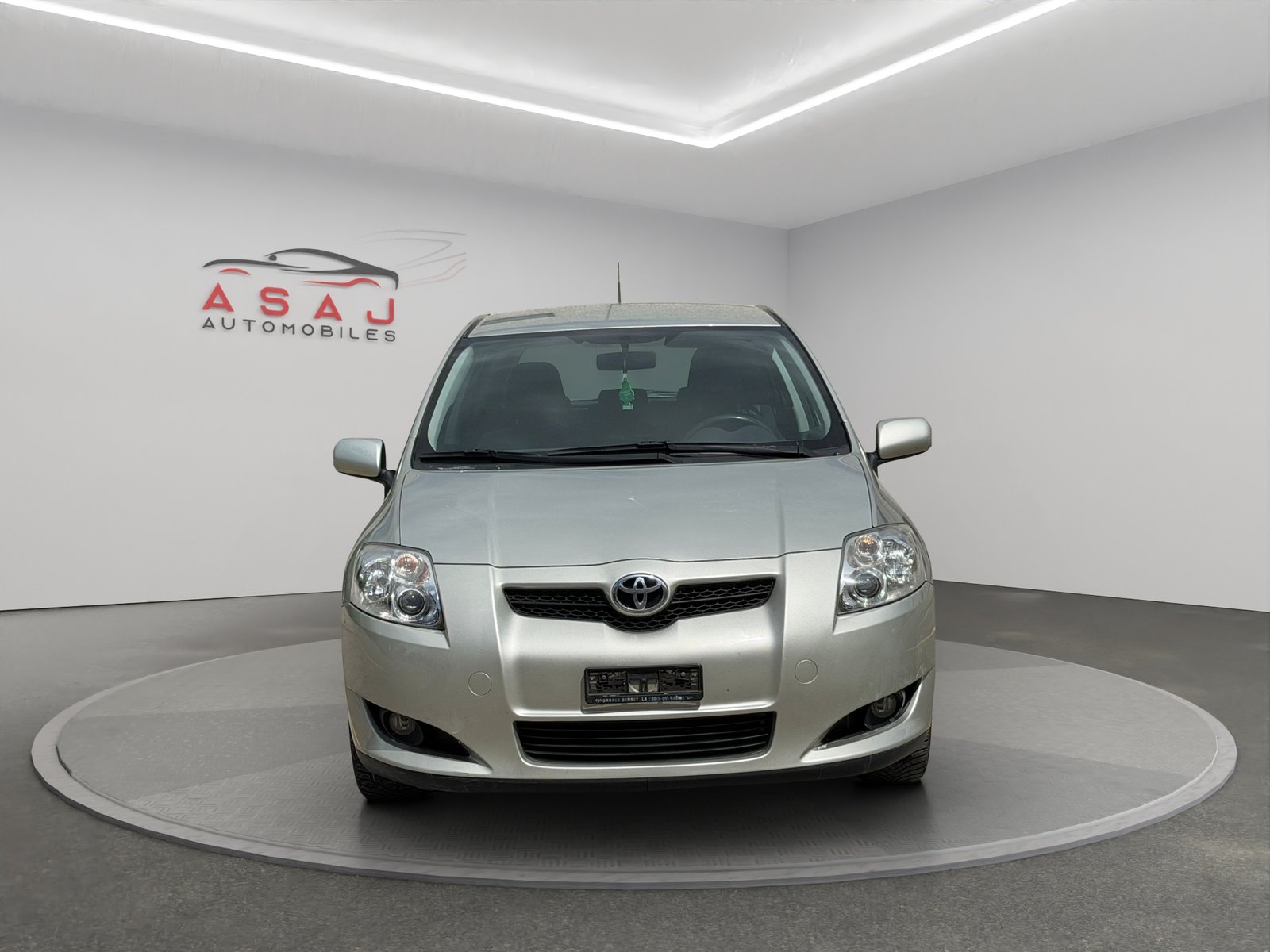 TOYOTA Auris 1.6 Linea Luna, Essence, Occasion / Utilisé, Manuelle - 2