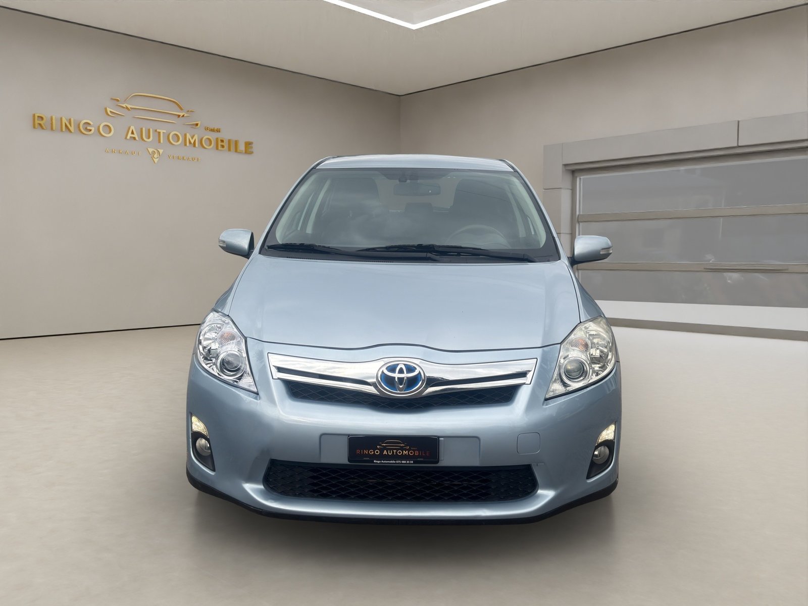TOYOTA Auris 1.8 16V HSD Linea Sol Premium, Voll-Hybrid Benzin/Elektro, Occasion / Gebraucht, Automatik - 2