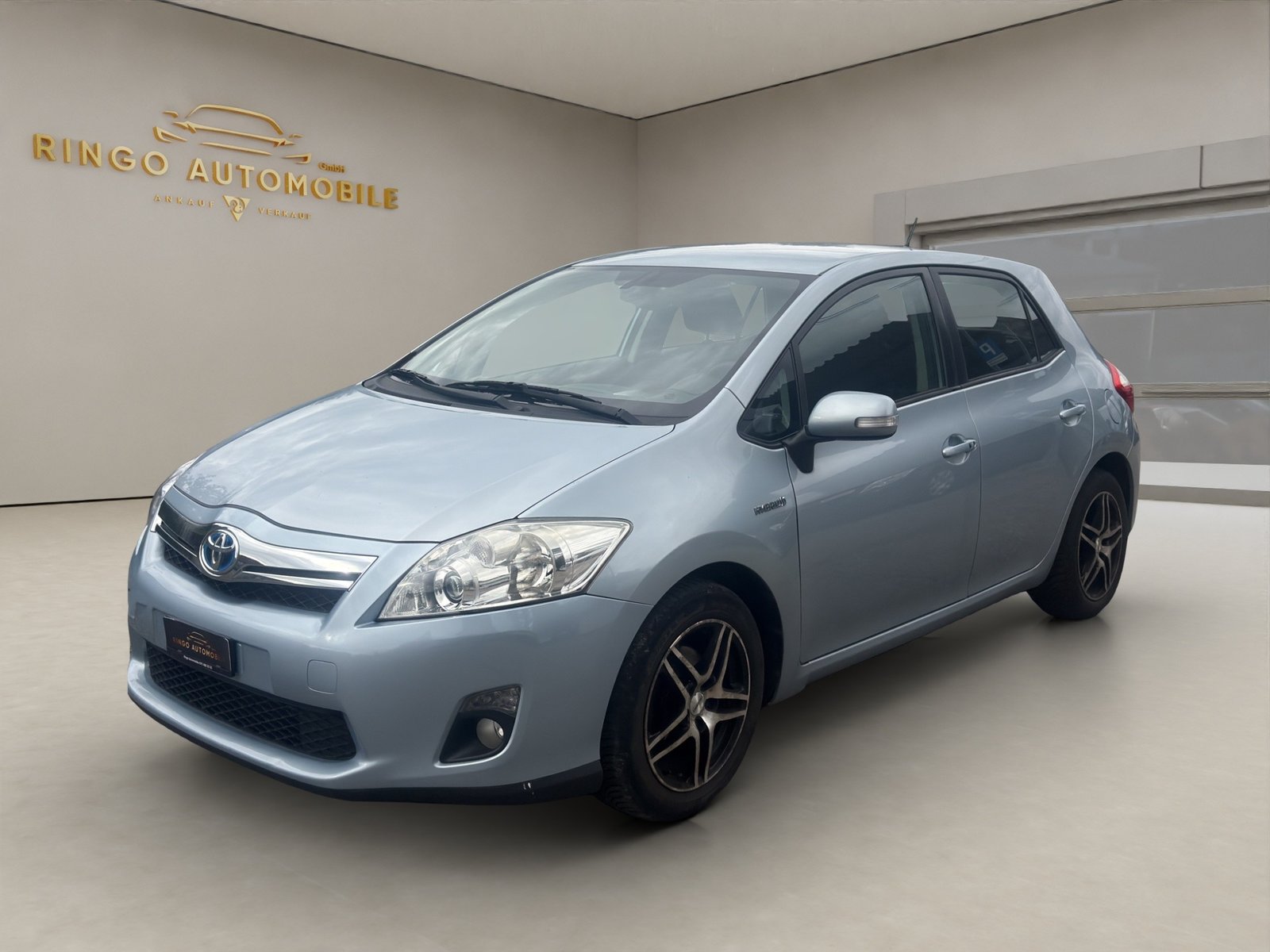 TOYOTA Auris 1.8 16V HSD Linea Sol Premium, Voll-Hybrid Benzin/Elektro, Occasion / Gebraucht, Automatik - 3