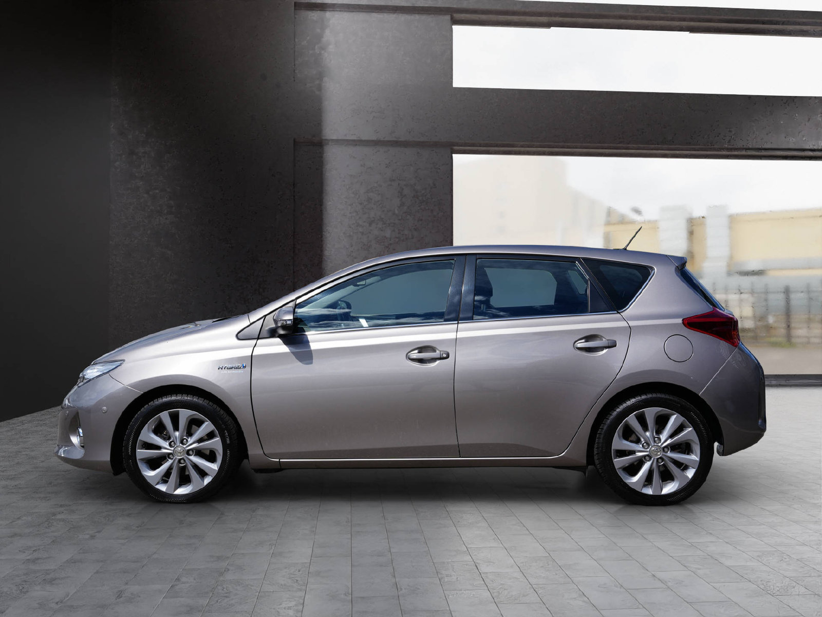 TOYOTA Auris 1.8 HSD Linea Sol, Voll-Hybrid Benzin/Elektro, Occasion / Gebraucht, Automatik - 3
