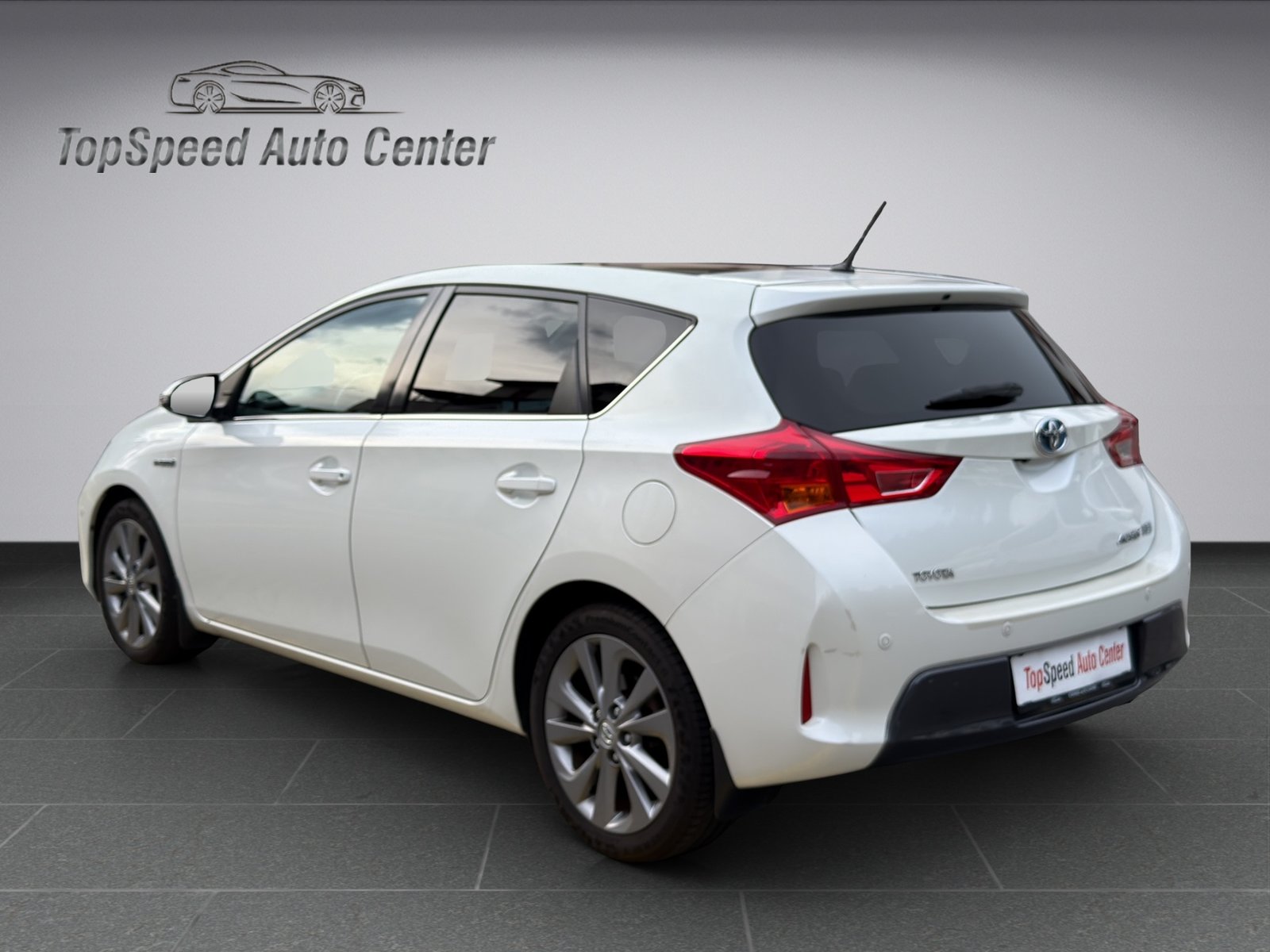 TOYOTA Auris 1.8 16V HSD Linea Sol, Hybride Integrale Benzina/Elettrica, Occasioni / Usate, Automatico - 4