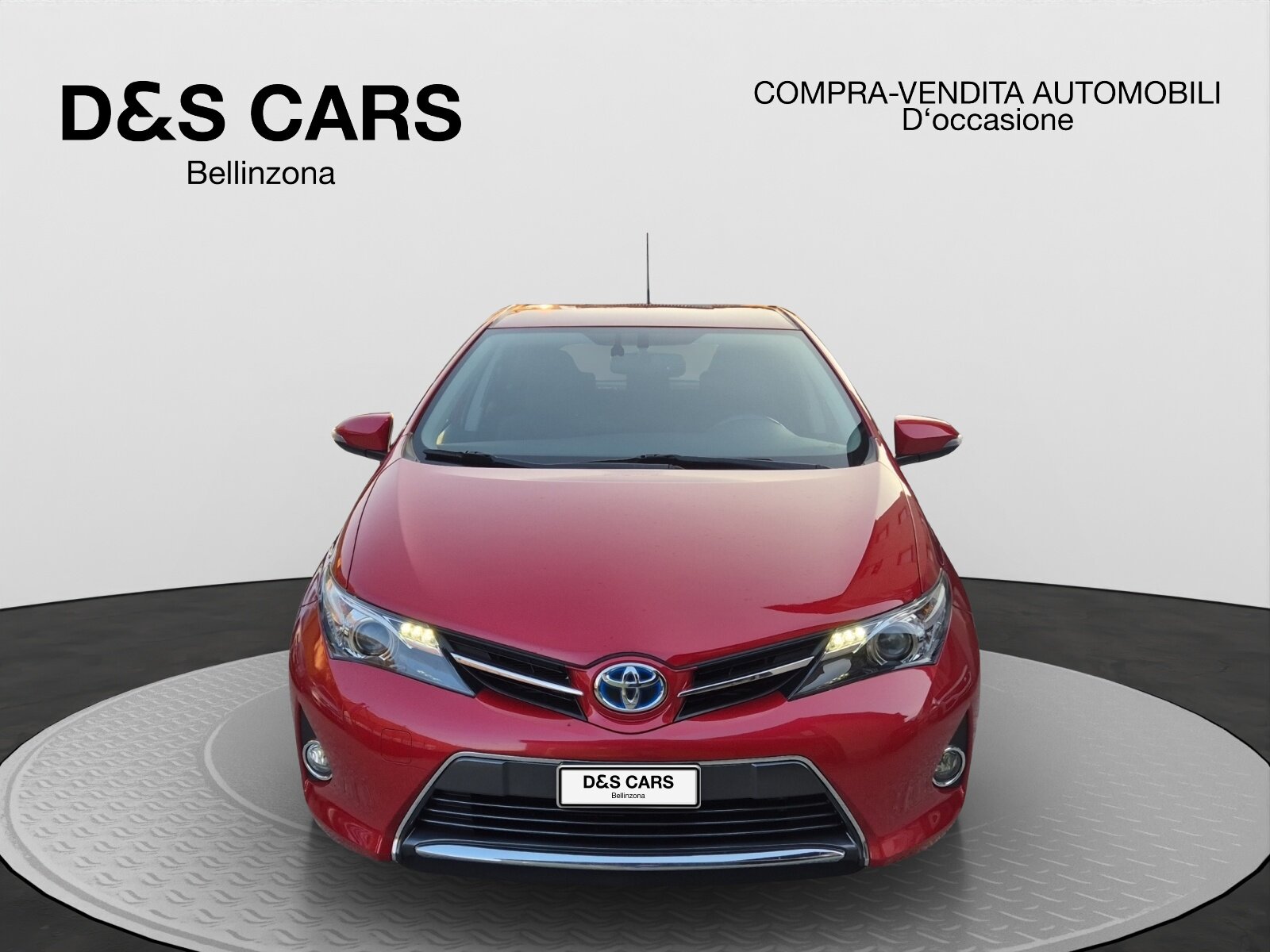 TOYOTA Auris 1.8 16V HSD Linea Trend