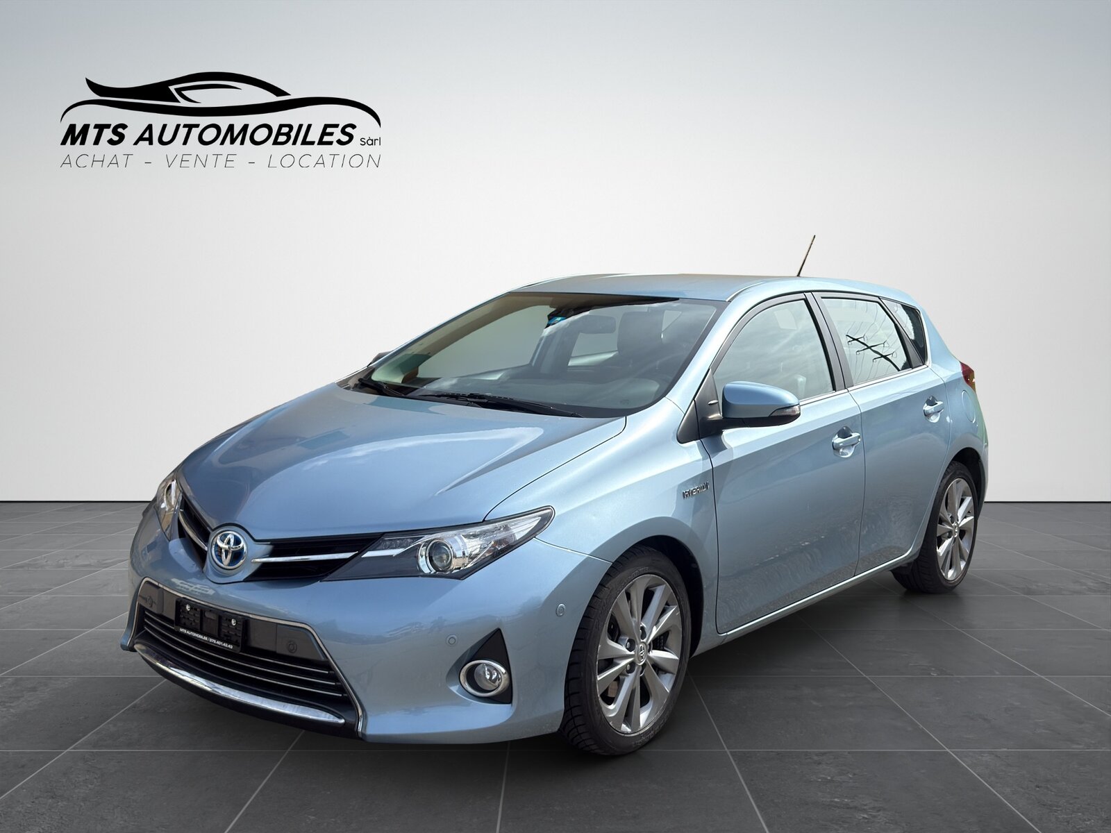 TOYOTA Auris 1.8 16V HSD