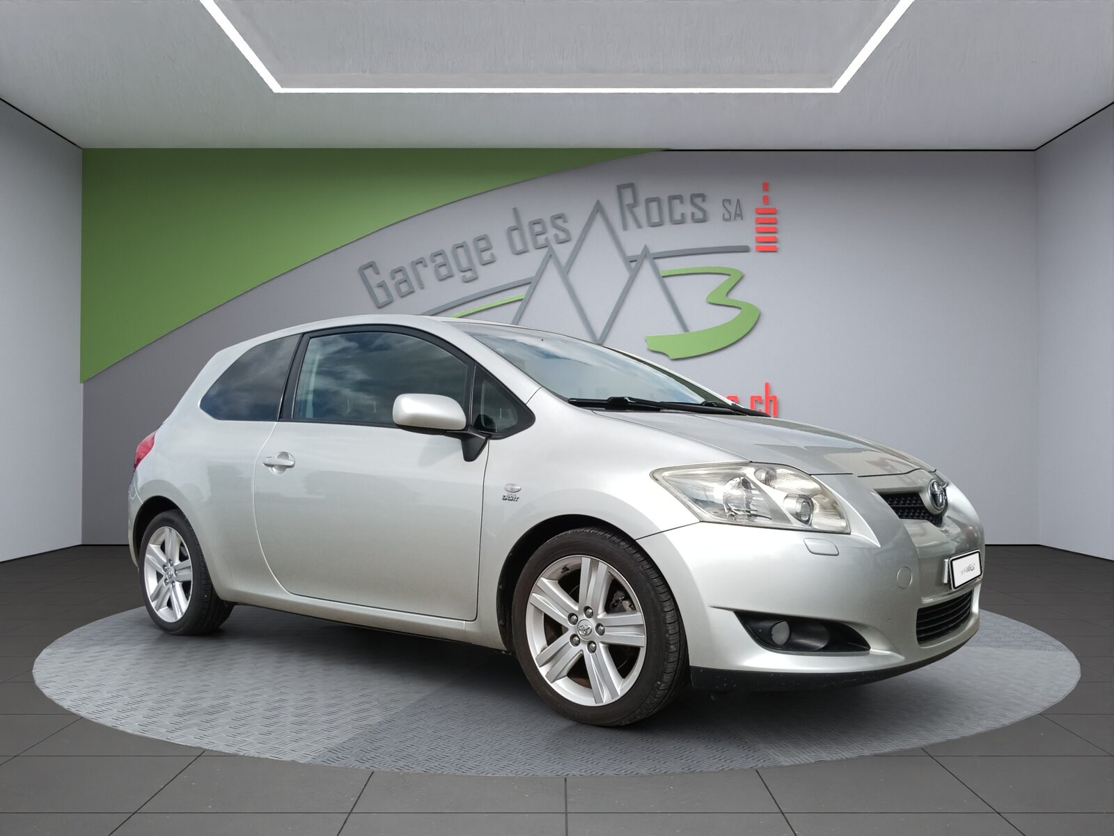 TOYOTA Auris 2.2 D-4D Linea Sol Premium
