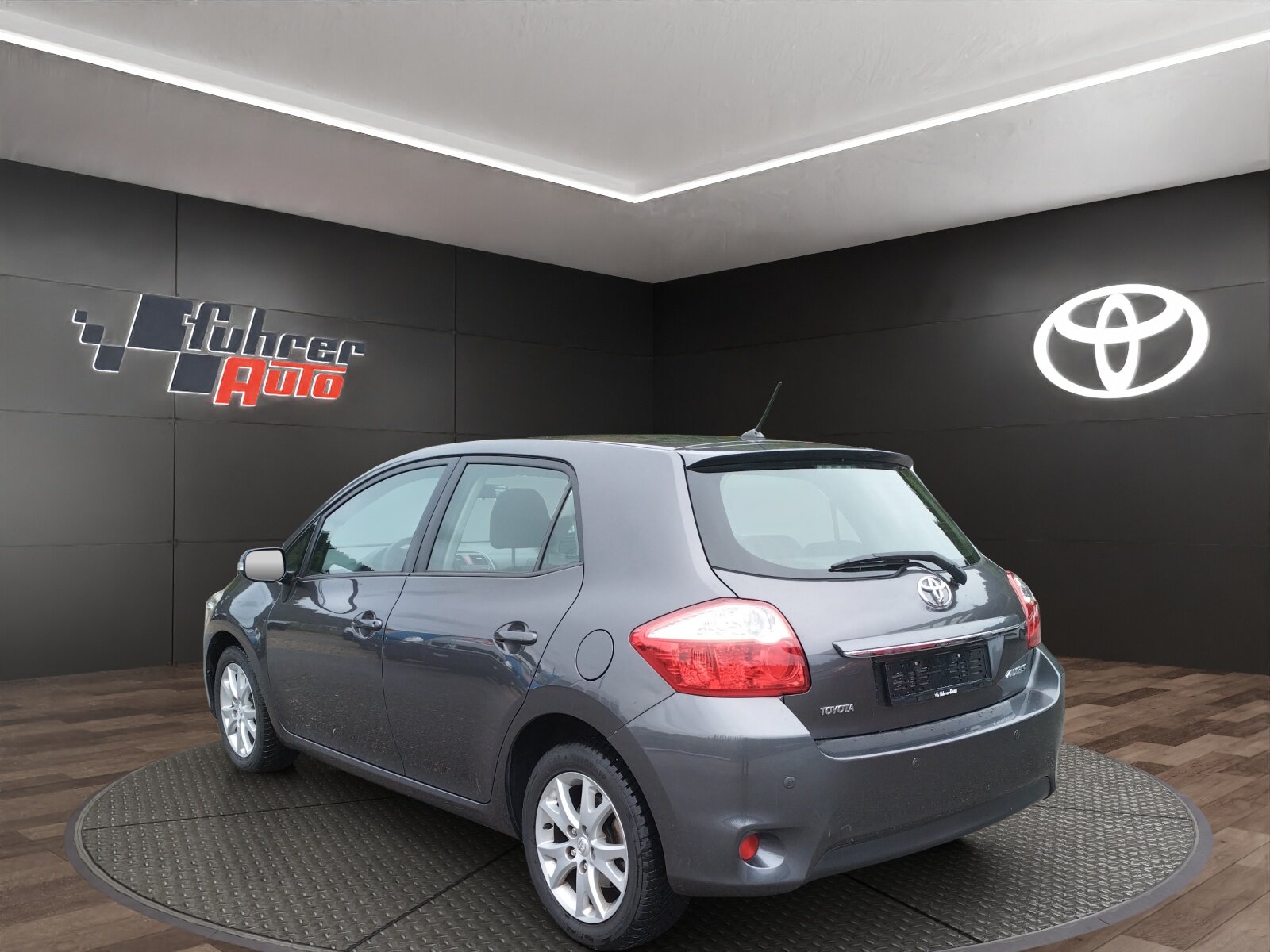 TOYOTA Auris 1.6 VMa Easy, Benzin, Occasion / Gebraucht, Handschaltung - 4