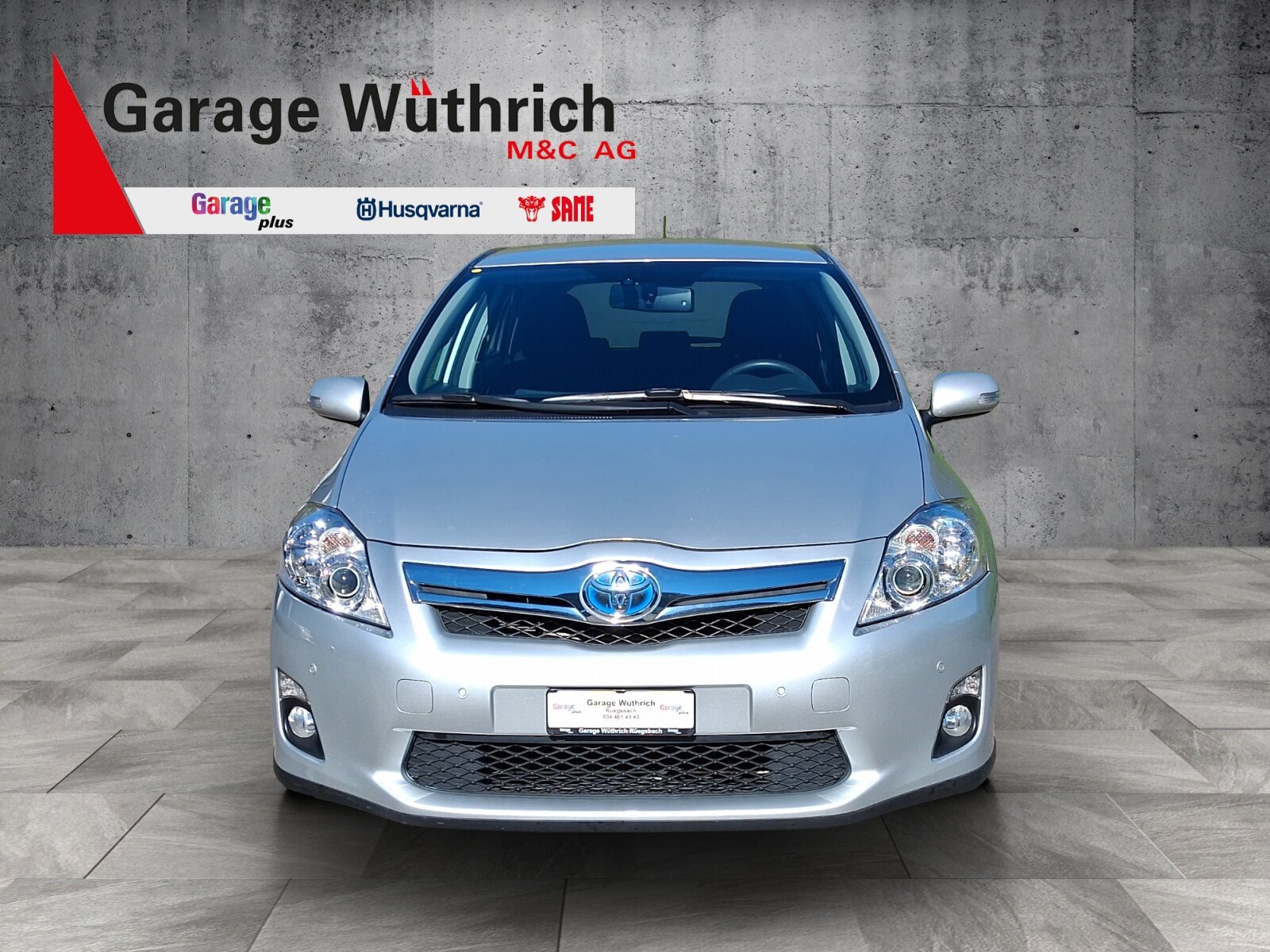 TOYOTA Auris 1.8 HSD Linea Sol, Full-Hybrid Petrol/Electric, Second hand / Used, Automatic - 2