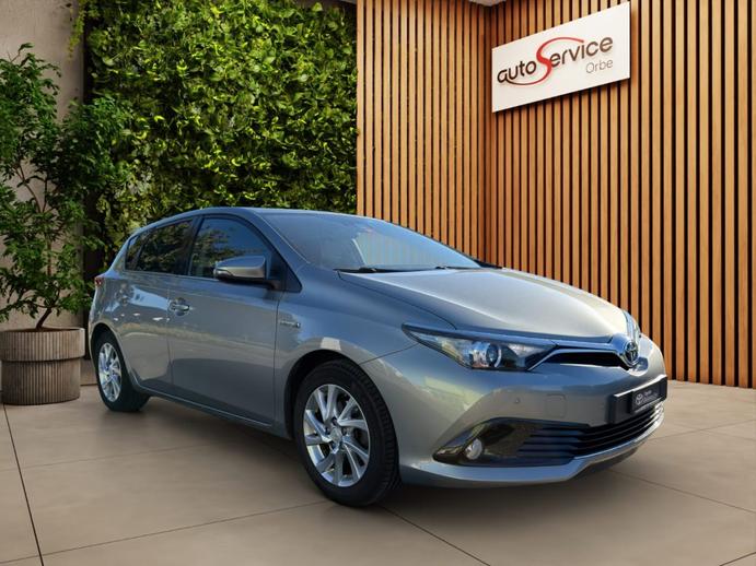 TOYOTA 1.8 HSD Trend, Hybride Intégral Essence/Électricité, Occasion / Utilisé, Automatique