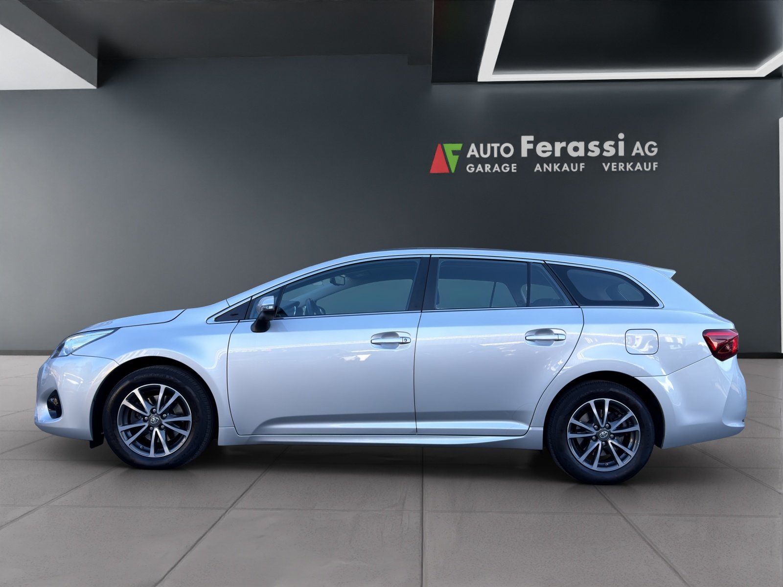 TOYOTA Avensis Touring Sports 2.0 Swiss Trend Mdr.S, Essence, Occasion / Utilisé, Automatique - 2