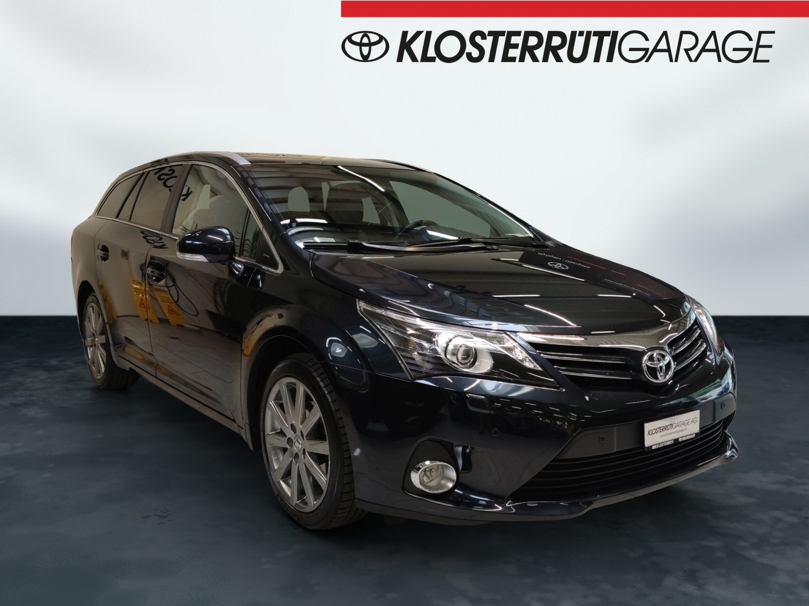 TOYOTA Avensis Wagon 2.0 VMa Sol Premium MdS, Petrol, Second hand / Used, Automatic - 2