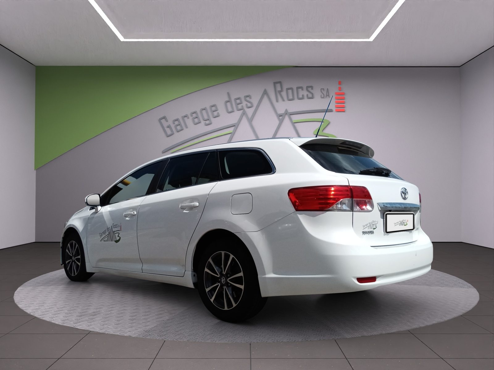 TOYOTA Avensis Wagon 2.0 D-4D Luna, Diesel, Occasion / Gebraucht, Handschaltung - 5