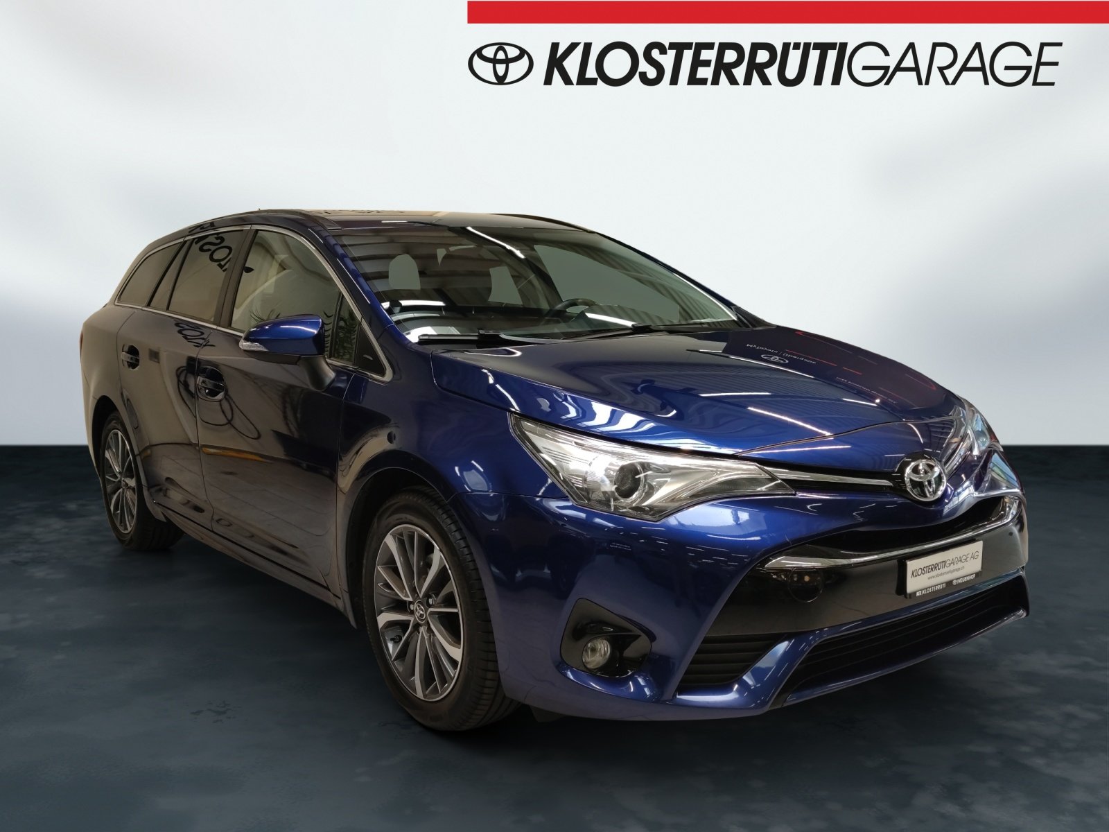 TOYOTA Avensis Touring Sports 2.0 VMa Trend MdS, Petrol, Second hand / Used, Automatic - 2