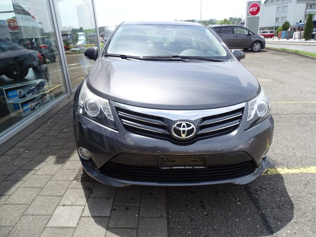 TOYOTA AVENSIS 2.0 VMa Sol MdS