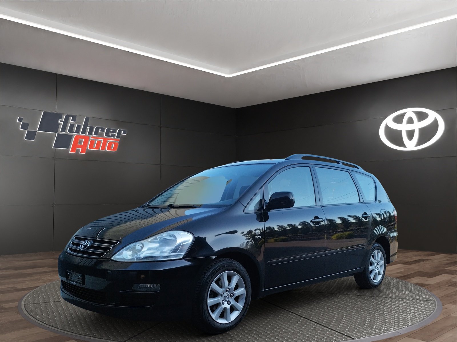 TOYOTA Avensis Verso 2.0
