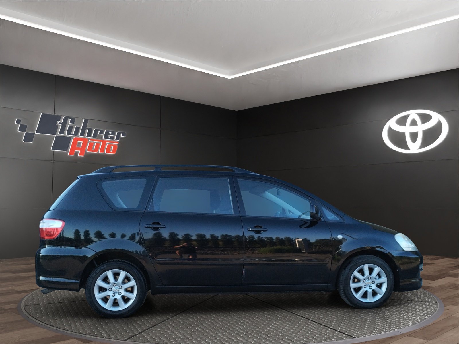 TOYOTA Avensis Verso 2.0, Benzina, Occasioni / Usate, Automatico - 6