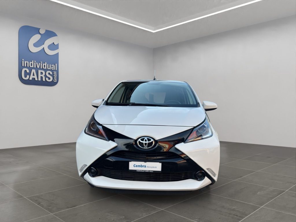 TOYOTA AYGO 1.0 VVT-i x