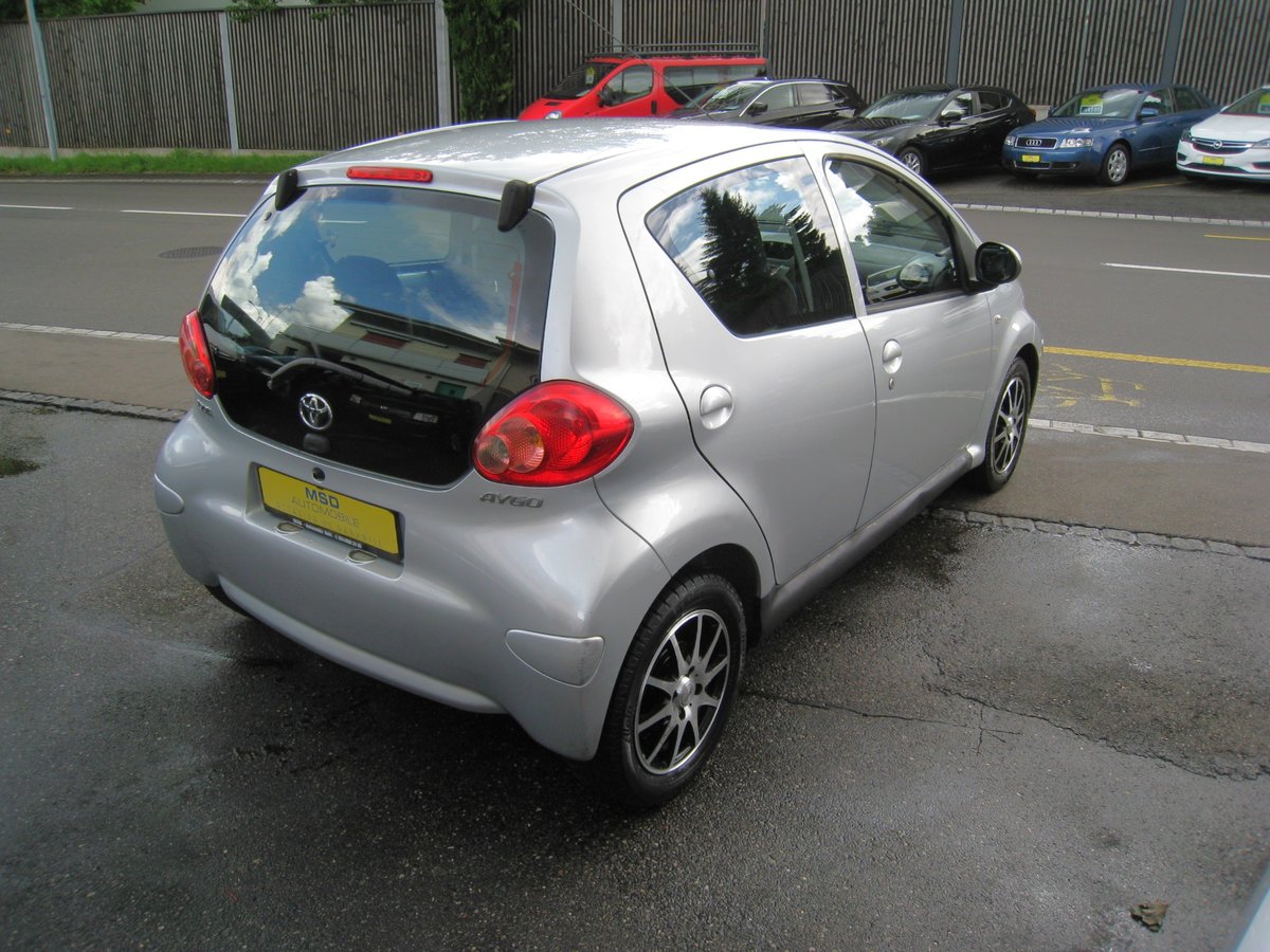 TOYOTA Aygo 1.0 Linea Luna Cool, Benzin, Occasion / Gebraucht, Handschaltung - 6