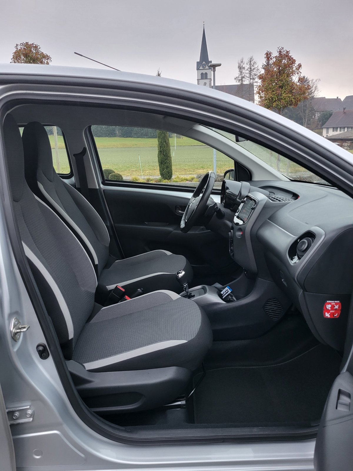 TOYOTA Aygo 1.0 VVT-i X-shift Trend, Petrol, Second hand / Used, Automatic - 5