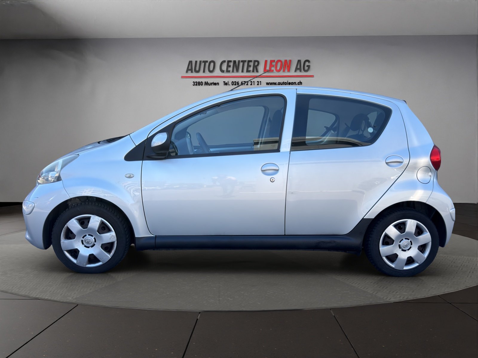 TOYOTA Aygo 1.0 Linea Terra, Petrol, Second hand / Used, Manual - 3