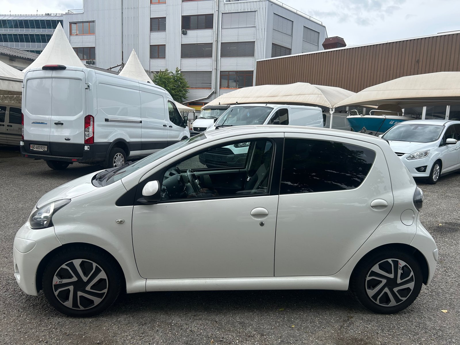 TOYOTA Aygo 1.0 VVT-i Luna, Essence, Occasion / Utilisé, Automatique - 4
