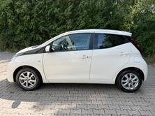 TOYOTA Aygo 1.0 VVT-i x-play, Petrol, Second hand / Used, Manual - 2