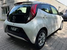 TOYOTA Aygo 1.0 VVT-i x-play, Petrol, Second hand / Used, Manual - 5