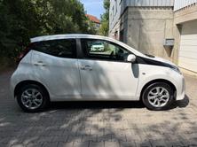 TOYOTA Aygo 1.0 VVT-i x-play, Petrol, Second hand / Used, Manual - 6