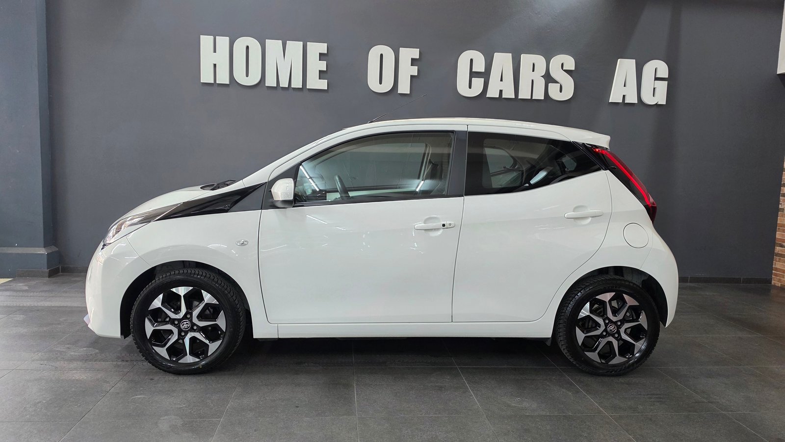TOYOTA Aygo 1.0 VVT-i Trend, Petrol, Second hand / Used, Manual - 5