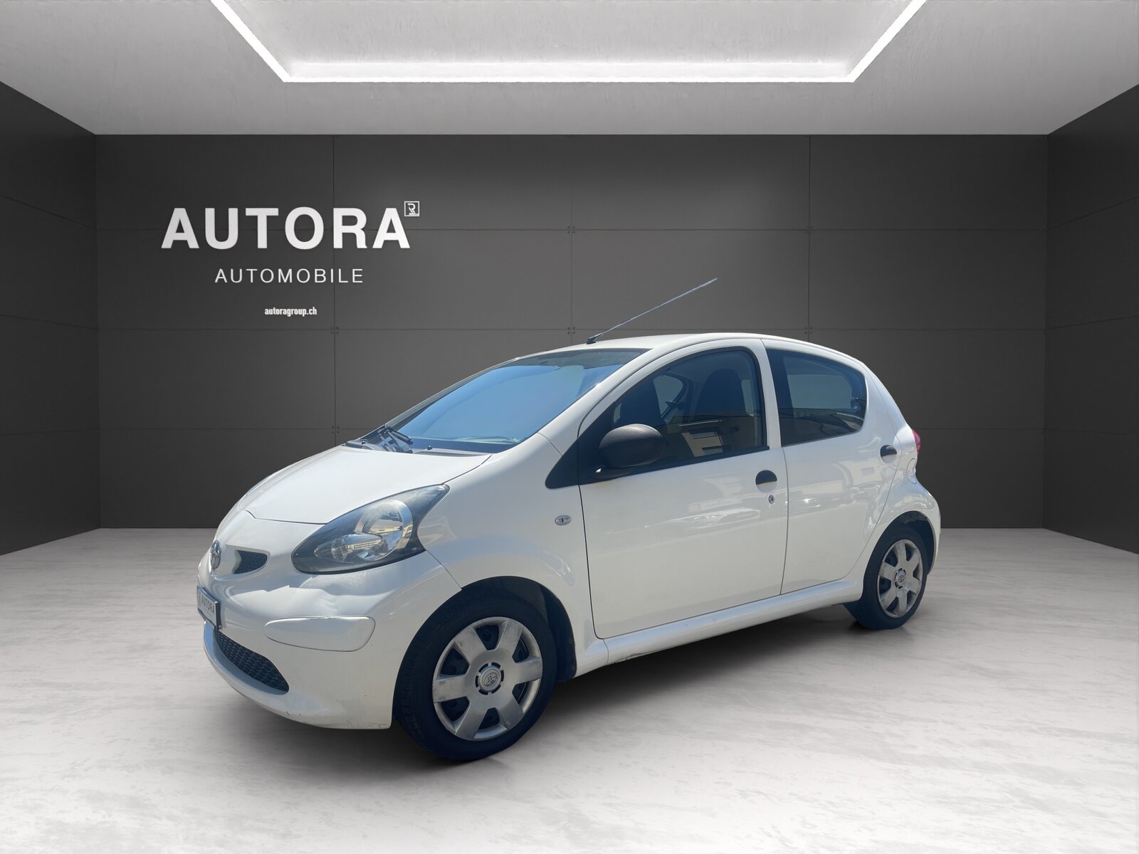 TOYOTA Aygo 1.0 Linea Terra