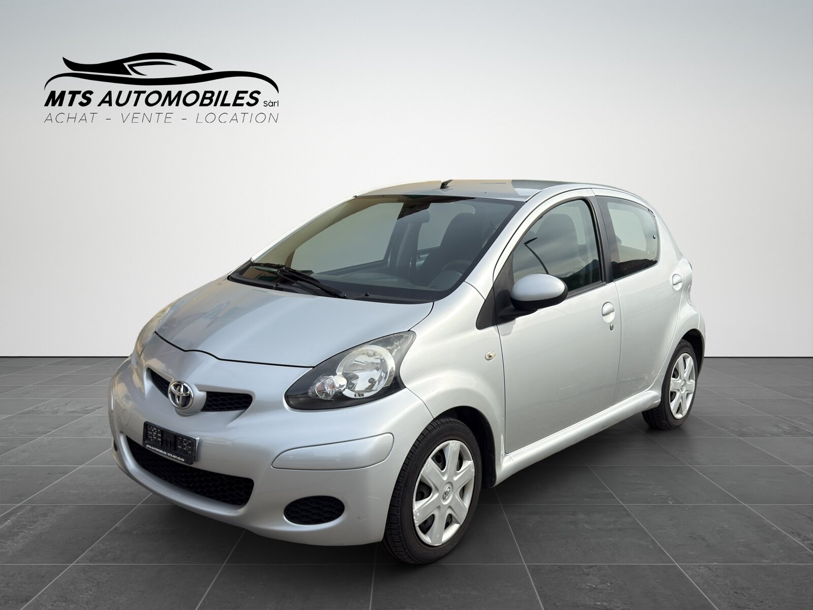 TOYOTA Aygo 1.0 Linea Luna