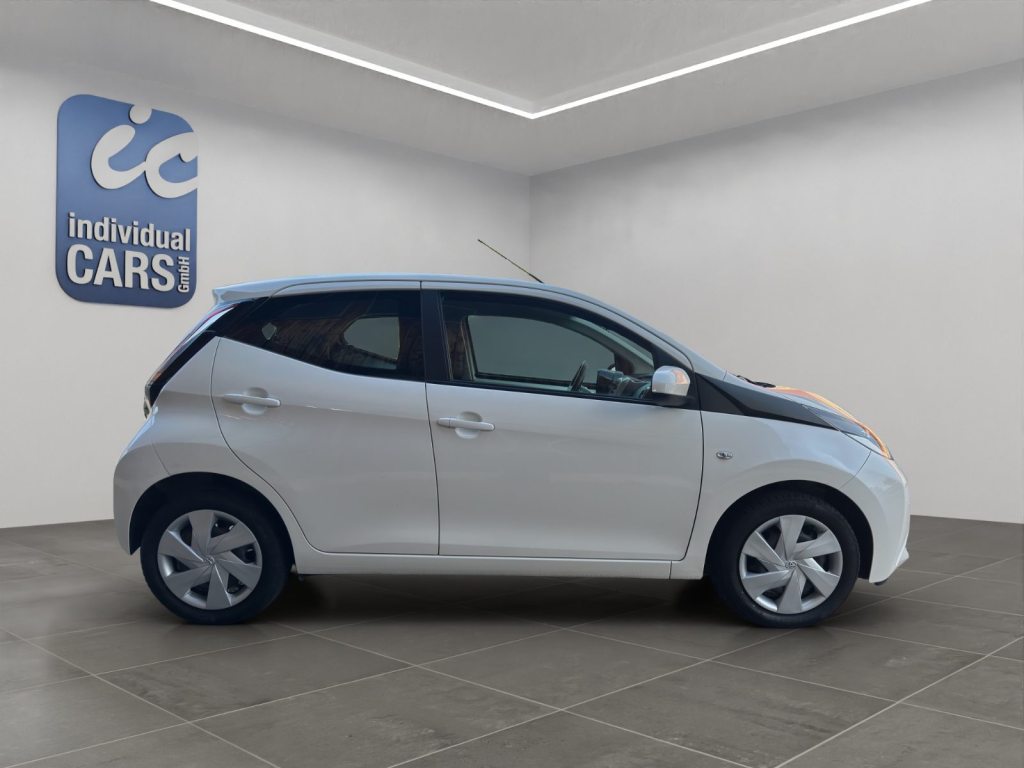 TOYOTA AYGO 1.0 VVT-i x, Benzin, Occasion / Gebraucht, Handschaltung - 7