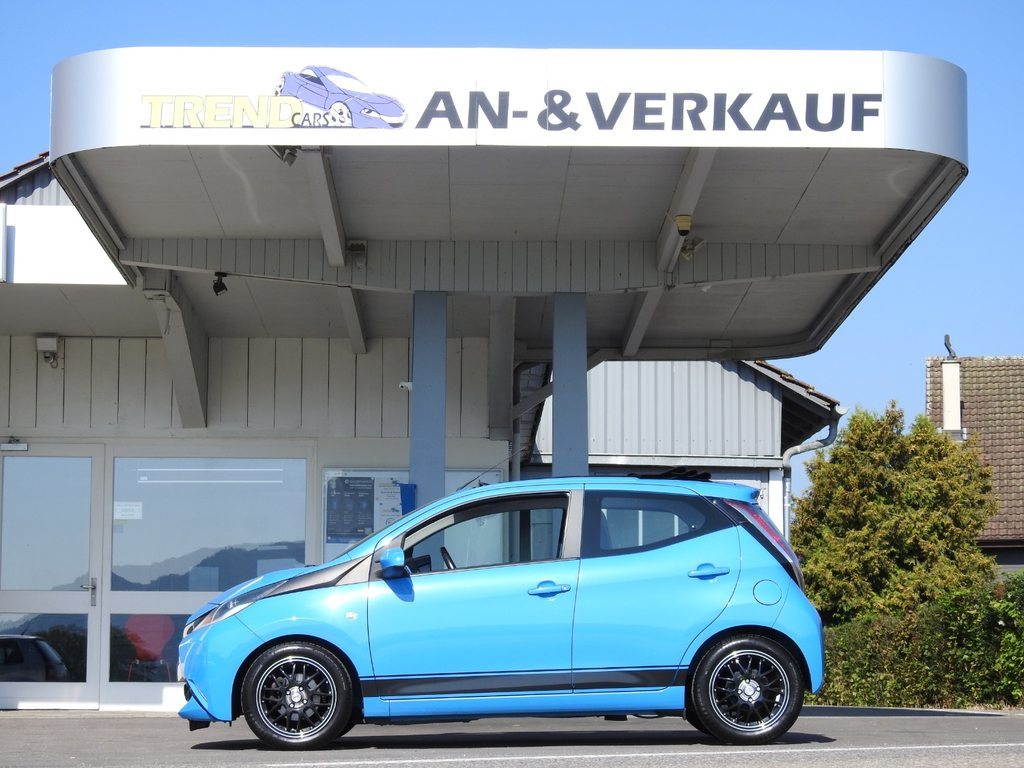 TOYOTA Aygo 1.0 VVT-i X-Play, Benzina, Occasioni / Usate, Manuale - 2