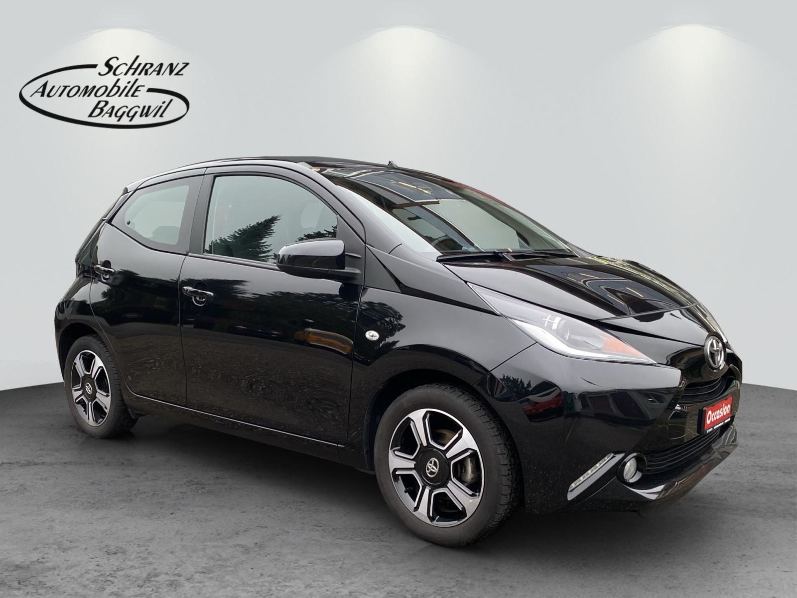 TOYOTA Aygo 1.0 VVT-i x-play, Petrol, Second hand / Used, Manual - 5