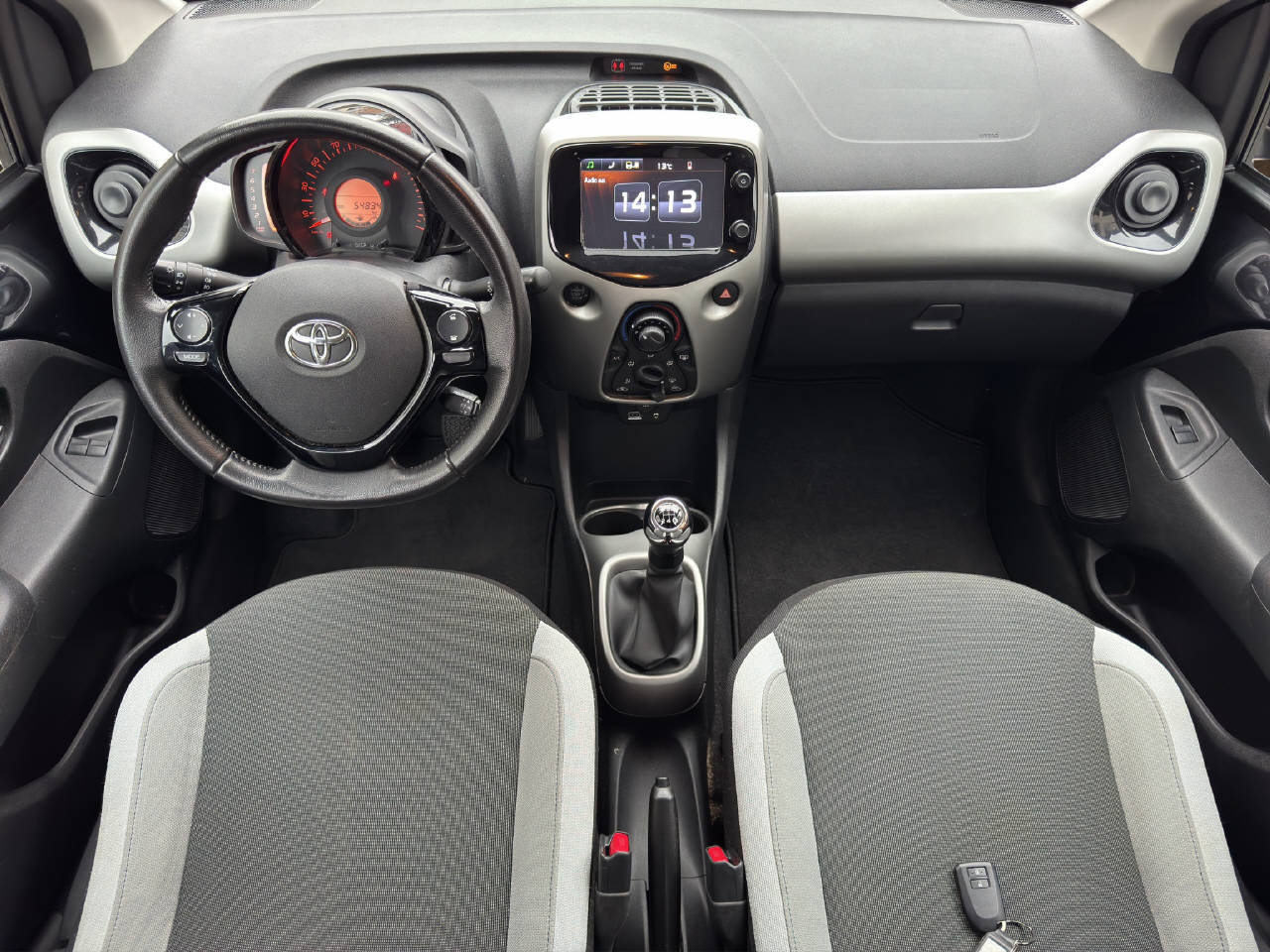 TOYOTA Aygo 1.2 VVT-i Trend, Petrol, Second hand / Used, Manual - 6