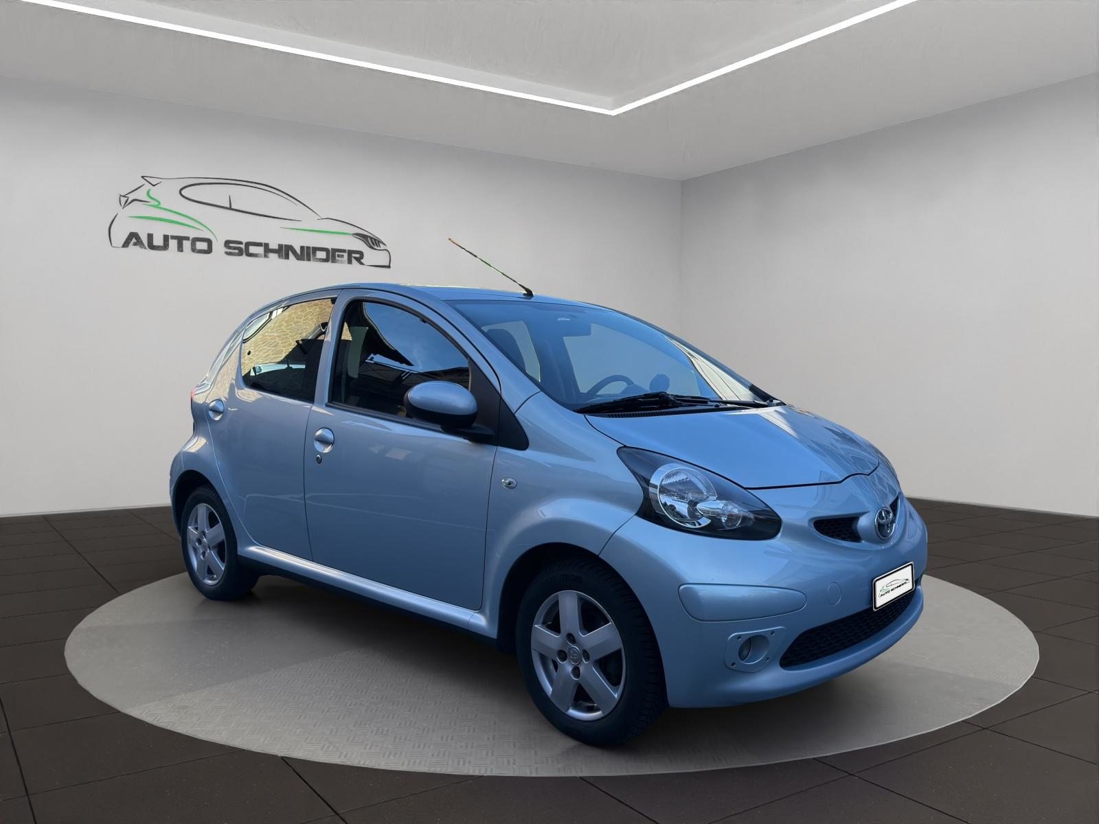 TOYOTA Aygo 1.0 VVT-i Linea Sol, Petrol, Second hand / Used, Manual - 4