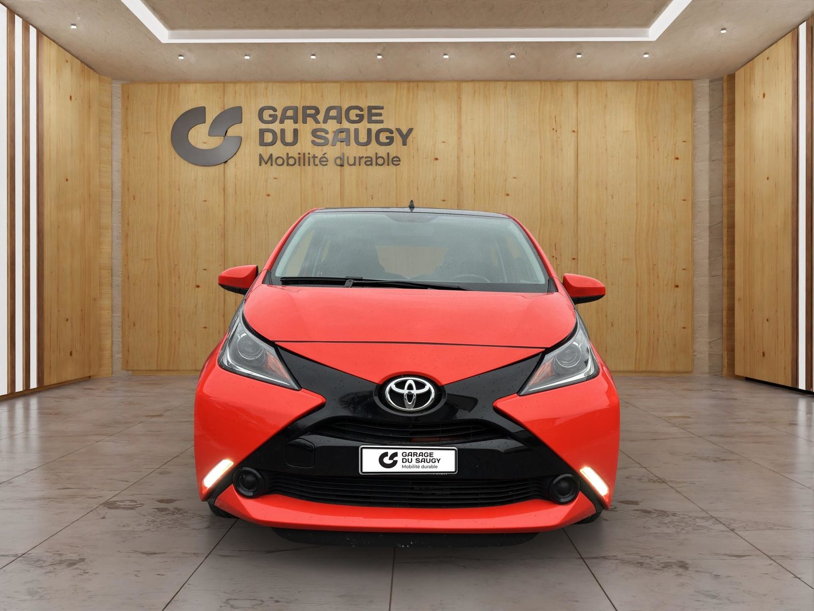 TOYOTA Aygo 1.2 VVT-i x-play, Petrol, Second hand / Used, Manual - 2