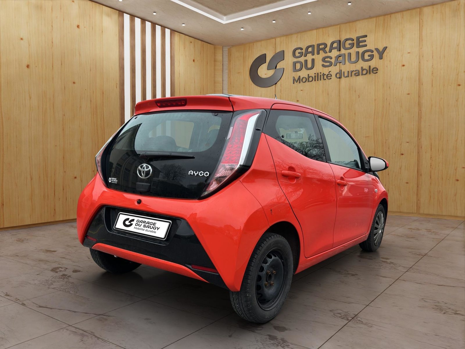 TOYOTA Aygo 1.2 VVT-i x-play, Petrol, Second hand / Used, Manual - 6