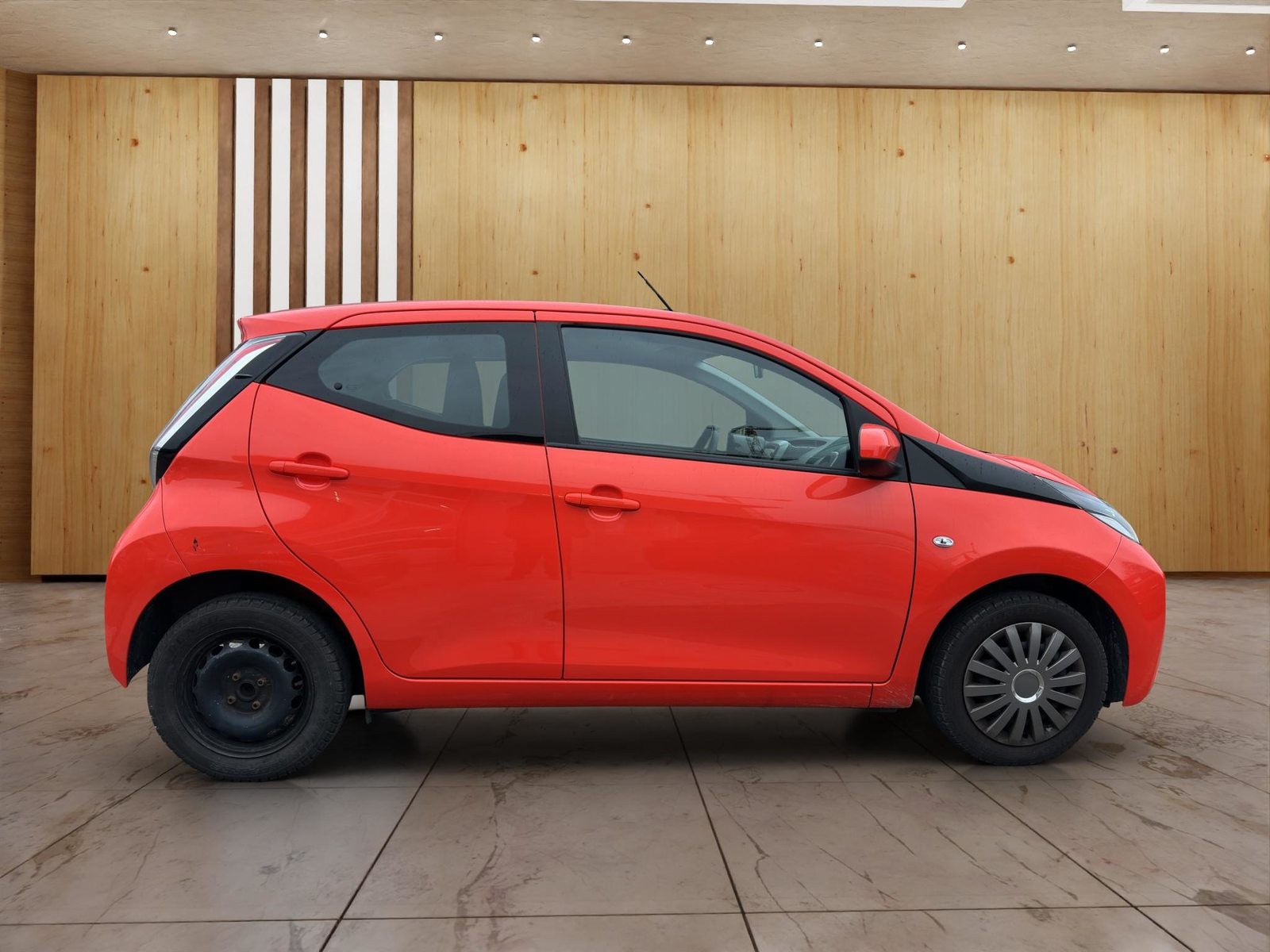 TOYOTA Aygo 1.2 VVT-i x-play, Petrol, Second hand / Used, Manual - 7