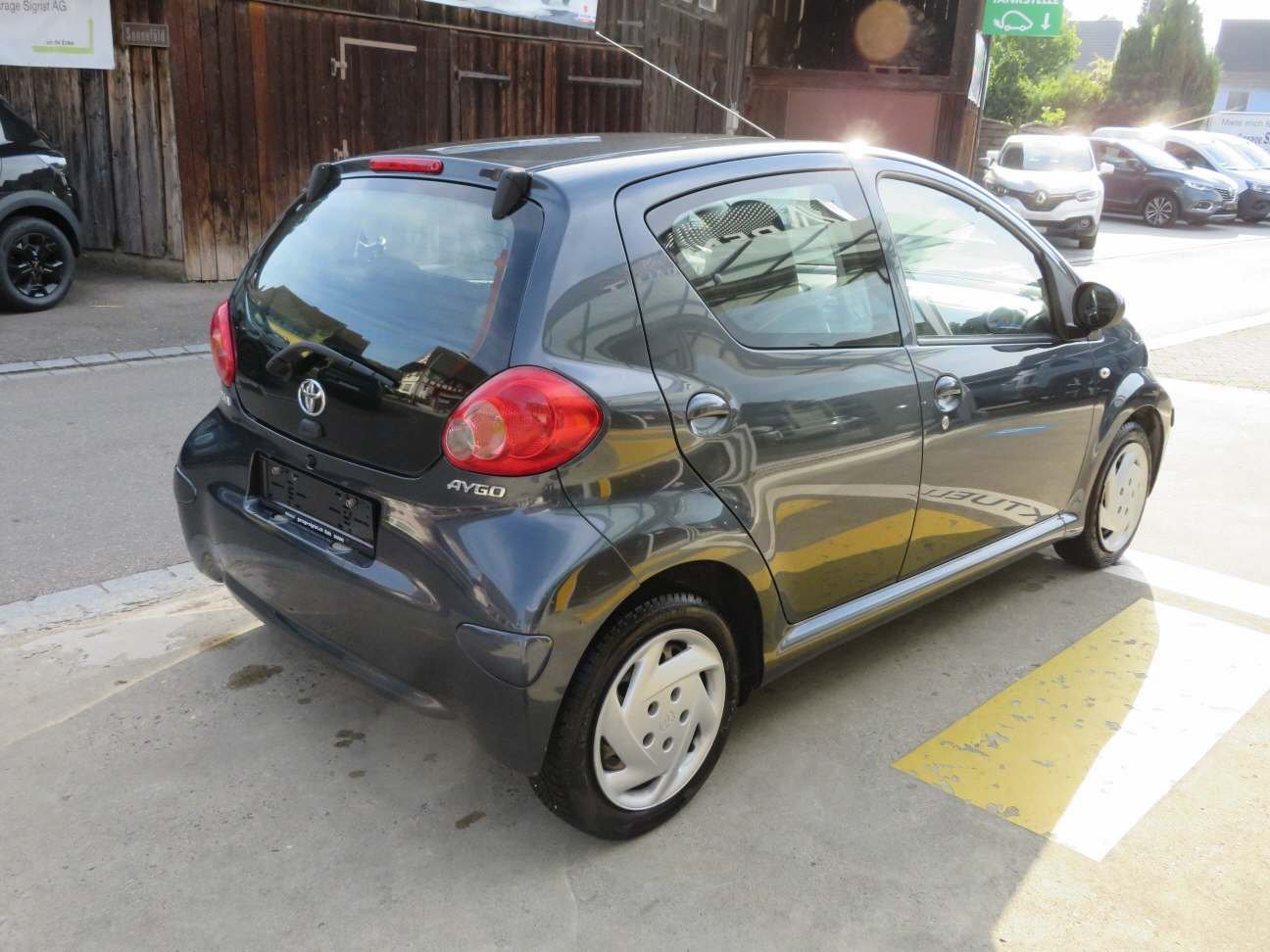 TOYOTA Aygo 1.0 VVT-i Linea Luna MM, Petrol, Second hand / Used, Automatic - 6